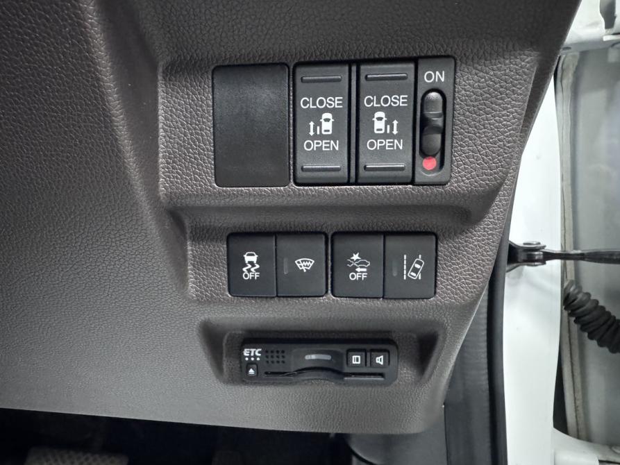 Honda Freed II Рестайлинг Стерлитамак  - изображение 35