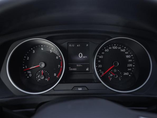 Volkswagen Tiguan II Рестайлинг с пробегом 2021 года, цена 2 585 050 рублей, 108478 км, внедорожник, Автокод Объявления