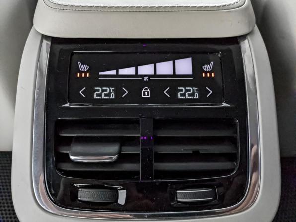 Volvo XC90 II с пробегом 2017 года, цена 3 550 000 рублей, 129857 км, внедорожник, Автокод Объявления