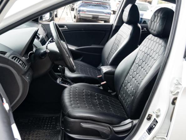Hyundai Solaris I Рестайлинг с пробегом 2015 года, цена 1 360 000 рублей, 55005 км, седан, Автокод Объявления