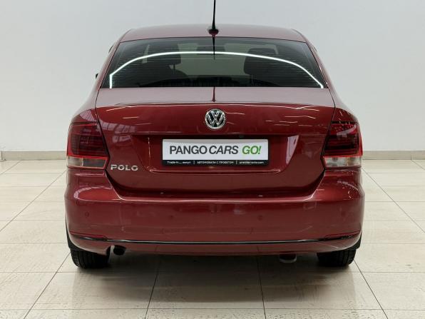 Volkswagen Polo V Рестайлинг с пробегом 2017 года, цена 1 050 000 рублей, 106072 км, седан, Автокод Объявления