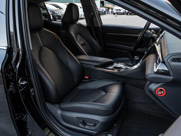Toyota Camry VIII (XV70) Рестайлинг с пробегом 2020 года, цена 3 250 000 рублей, 72999 км, седан, Автокод Объявления
