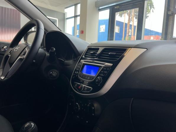 Hyundai Solaris I с пробегом 2011 года, цена 799 000 рублей, 106492 км, седан, Автокод Объявления