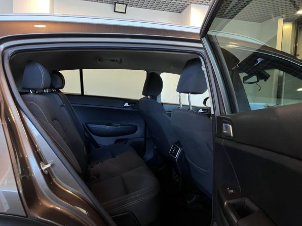 Kia Sportage IV Рестайлинг с пробегом 2018 года, цена 2 280 000 рублей, 138819 км, внедорожник, Автокод Объявления