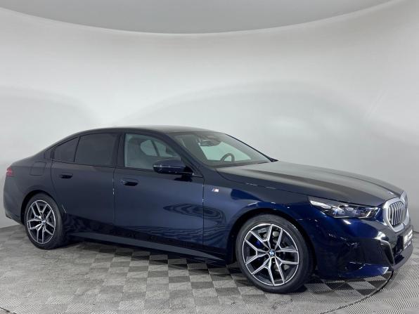 BMW 5 серии VIII (G60/G61/G68) с пробегом 2024 года, цена 6 649 000 рублей, 25237 км, седан, Автокод Объявления