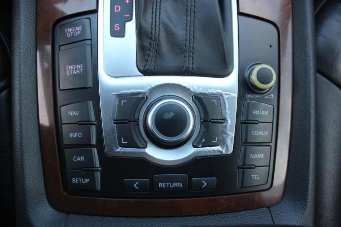 Audi Q7 I (4L) с пробегом 2007 года, цена 817 000 рублей, 245842 км, внедорожник, Автокод Объявления