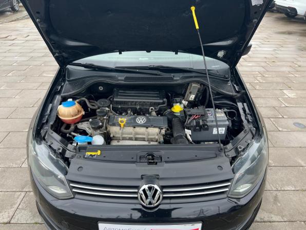 Volkswagen Polo V с пробегом 2014 года, цена 910 000 рублей, 172030 км, седан, Автокод Объявления