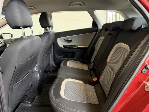 Kia Ceed II с пробегом 2013 года, цена 1 060 000 рублей, 205000 км, универсал, Автокод Объявления
