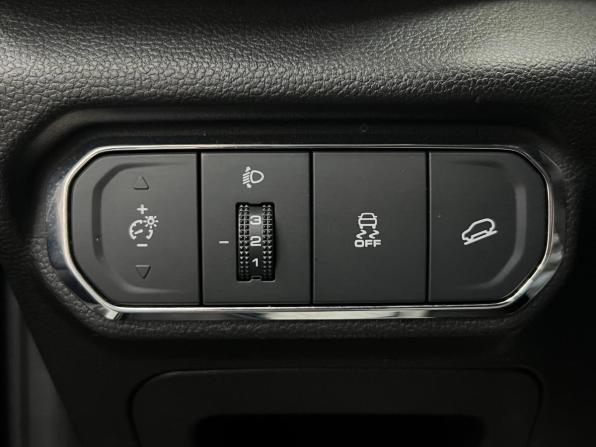 Haval Jolion I с пробегом 2022 года, цена 1 850 000 рублей, 39910 км, внедорожник, Автокод Объявления