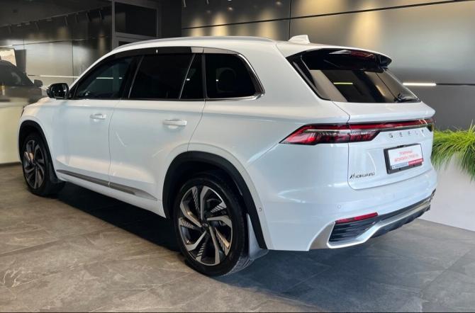 Geely Monjaro I с пробегом 2023 года, цена 3 670 000 рублей, 43430 км, внедорожник, Автокод Объявления