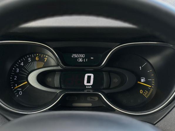 Renault Kaptur I с пробегом 2016 года, цена 909 000 рублей, 292277 км, внедорожник, Автокод Объявления