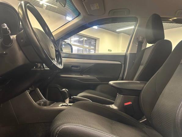 Mitsubishi Outlander III Рестайлинг 2 с пробегом 2016 года, цена 1 639 000 рублей, 177706 км, внедорожник, Автокод Объявления