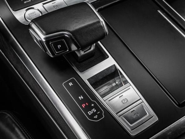 Audi Q8 I (4M) с пробегом 2019 года, цена 5 249 000 рублей, 183179 км, внедорожник, Автокод Объявления