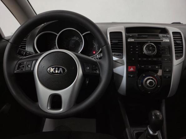 Kia Venga I Рестайлинг с пробегом 2014 года, цена 895 000 рублей, 72443 км, минивэн, Автокод Объявления