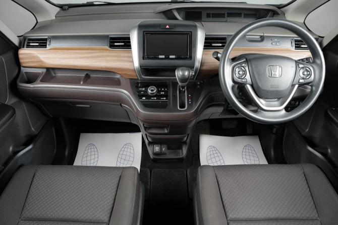 Honda Freed II Рестайлинг с пробегом 2020 года, цена 1 799 000 рублей, 108000 км, компактвэн, Автокод Объявления