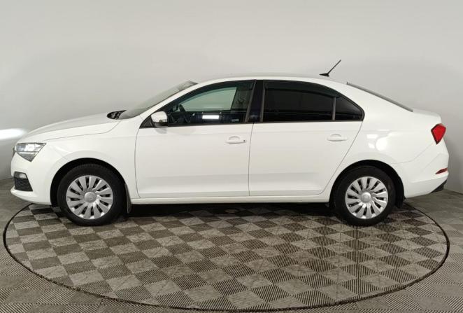Skoda Rapid II с пробегом 2021 года, цена 1 600 000 рублей, 99181 км, лифтбек, Автокод Объявления