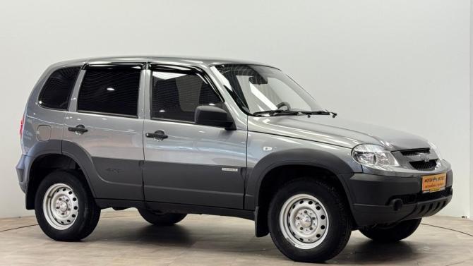 Chevrolet Niva I Рестайлинг с пробегом 2016 года, цена 690 000 рублей, 64983 км, внедорожник, Автокод Объявления