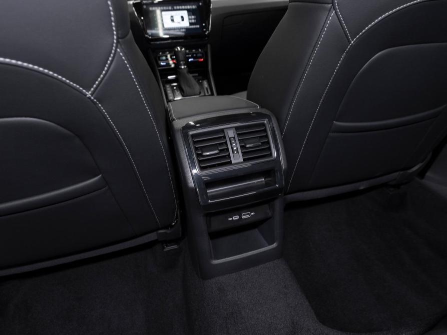 Skoda Superb III Рестайлинг Москва  - изображение 13