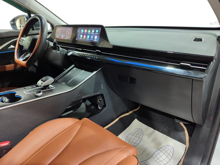 Omoda C5 I Нижневартовск  - изображение 14