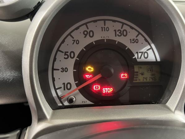Peugeot 107 I Рестайлинг 2 с пробегом 2012 года, цена 590 000 рублей, 141000 км, хэтчбек, Автокод Объявления