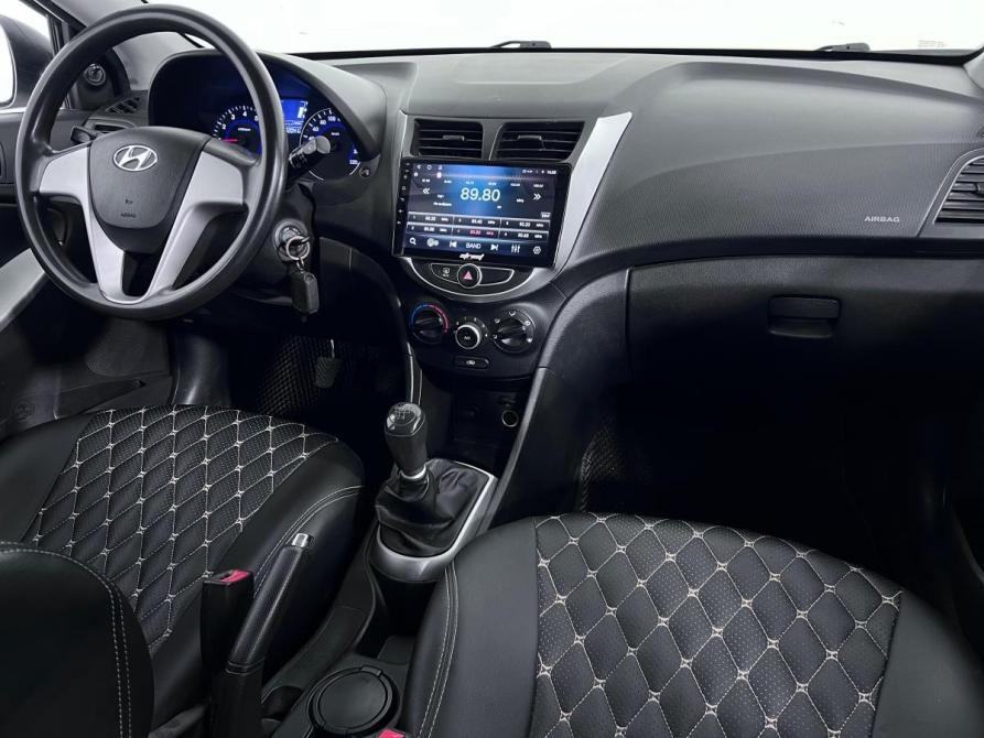 Hyundai Solaris I Ростов-на-Дону  - изображение 9