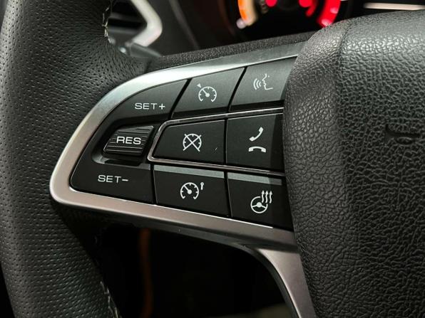 Lada (ВАЗ) Vesta I Рестайлинг (NG) с пробегом 2024 года, цена 1 550 000 рублей, 12335 км, универсал, Автокод Объявления