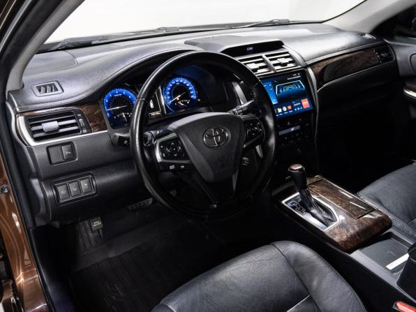 Toyota Camry VII (XV50) Рестайлинг 2 с пробегом 2018 года, цена 2 379 000 рублей, 190146 км, седан, Автокод Объявления