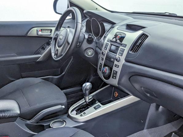 Kia Cerato II с пробегом 2009 года, цена 717 000 рублей, 208423 км, седан, Автокод Объявления