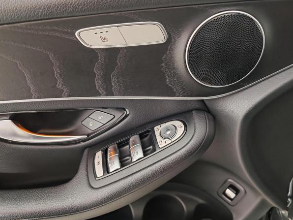 Mercedes-Benz GLC I (X253) Рестайлинг с пробегом 2019 года, цена 3 049 000 рублей, 171112 км, внедорожник, Автокод Объявления