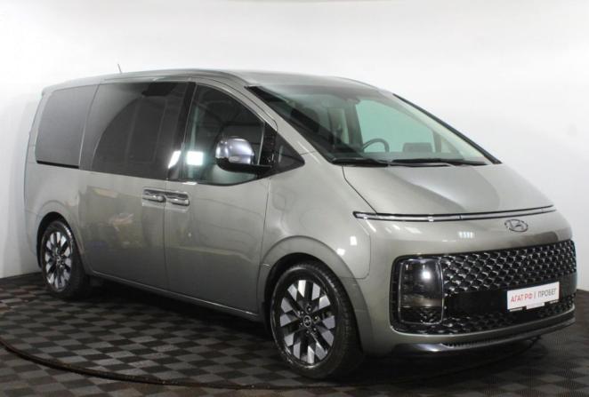 Hyundai Staria I с пробегом 2022 года, цена 4 950 000 рублей, 51440 км, минивэн, Автокод Объявления