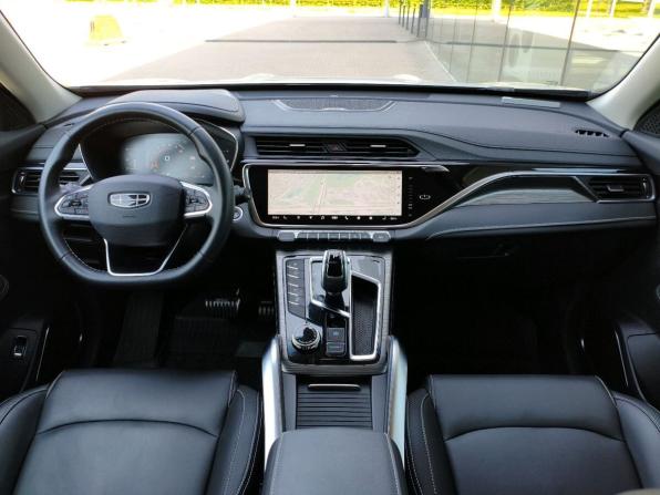 Geely Atlas Pro с пробегом 2023 года, цена 1 990 000 рублей, 60000 км, внедорожник, Автокод Объявления