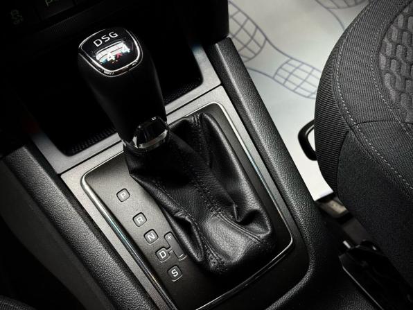 Skoda Yeti I Рестайлинг с пробегом 2014 года, цена 1 479 000 рублей, 109613 км, внедорожник, Автокод Объявления