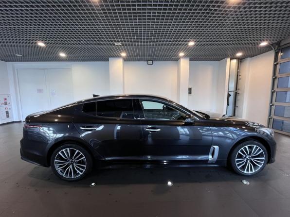 Kia Stinger I с пробегом 2019 года, цена 1 990 000 рублей, 159667 км, лифтбек, Автокод Объявления