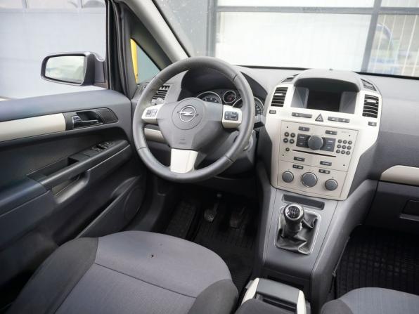 Opel Zafira B Рестайлинг с пробегом 2008 года, цена 730 000 рублей, 185266 км, компактвэн, Автокод Объявления