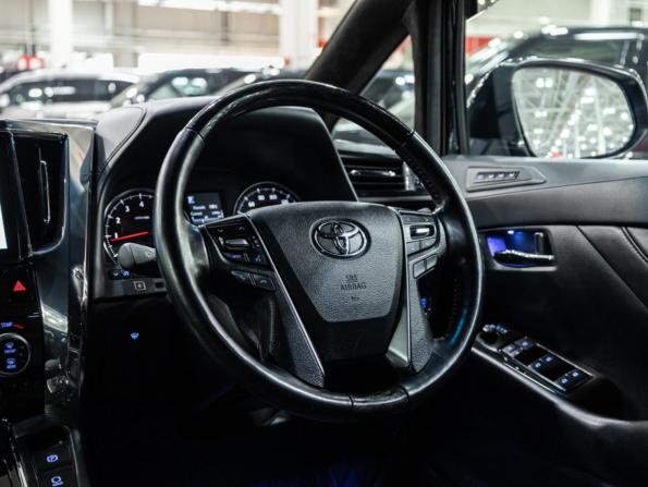 Toyota Alphard III Рестайлинг с пробегом 2018 года, цена 4 500 000 рублей, 88445 км, минивэн, Автокод Объявления