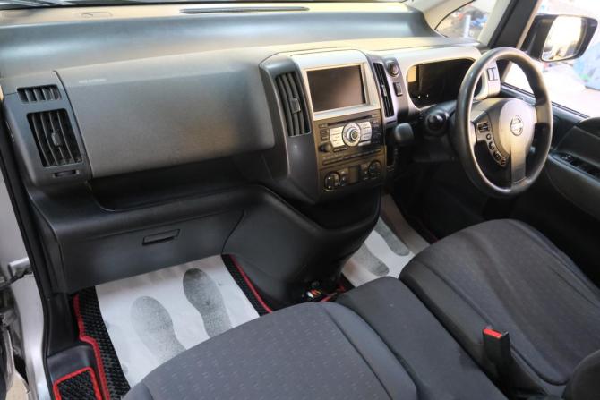 Nissan Serena III (C25) с пробегом 2006 года, цена 999 000 рублей, 182300 км, минивэн, Автокод Объявления