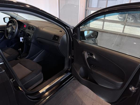 Volkswagen Polo V с пробегом 2011 года, цена 595 000 рублей, 224104 км, седан, Автокод Объявления