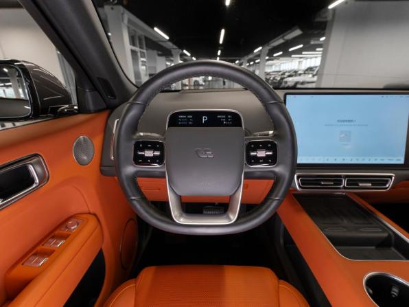 Li Auto (Lixiang) L7 I Рестайлинг с пробегом 2024 года, цена 6 970 000 рублей, 19731 км, внедорожник, Автокод Объявления