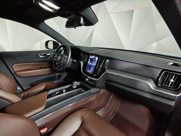 Volvo XC60 II Рестайлинг с пробегом 2022 года, цена 4 449 000 рублей, 69156 км, внедорожник, Автокод Объявления