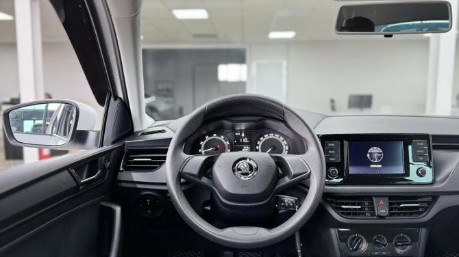 Skoda Rapid II с пробегом 2021 года, цена 1 549 000 рублей, 82000 км, лифтбек, Автокод Объявления