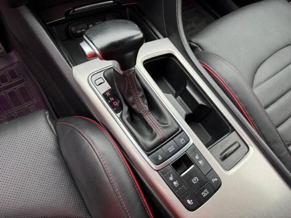 Kia Optima IV Рестайлинг с пробегом 2019 года, цена 1 945 000 рублей, 159137 км, седан, Автокод Объявления