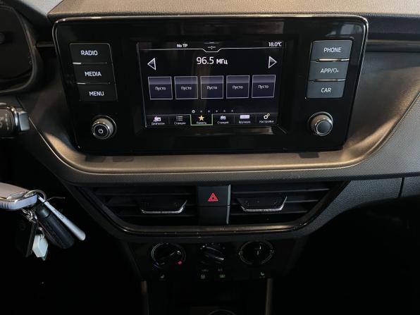 Skoda Rapid II с пробегом 2021 года, цена 1 699 000 рублей, 87407 км, лифтбек, Автокод Объявления