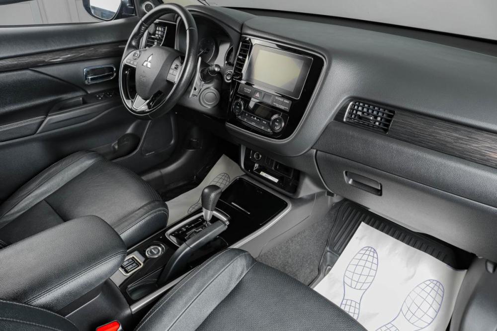 Mitsubishi Outlander III Рестайлинг 2 Тюмень  - изображение 11