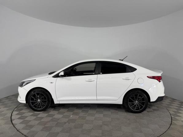 Hyundai Solaris II Рестайлинг с пробегом 2021 года, цена 1 459 000 рублей, 139125 км, седан, Автокод Объявления