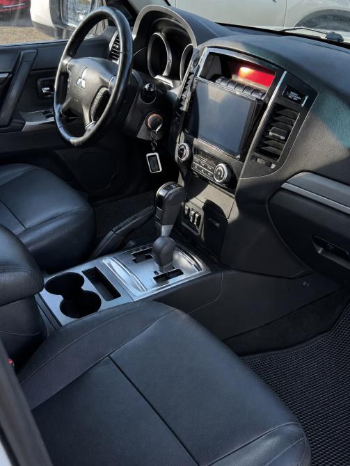 Mitsubishi Pajero IV Рестайлинг 1 Набережные Челны  - изображение 15