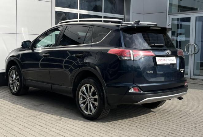 Toyota RAV4 IV (XA40) Рестайлинг с пробегом 2018 года, цена 2 730 000 рублей, 135614 км, внедорожник, Автокод Объявления