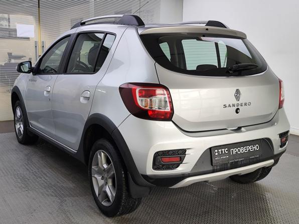 Renault Sandero II Рестайлинг с пробегом 2021 года, цена 1 399 000 рублей, 37750 км, хэтчбек, Автокод Объявления