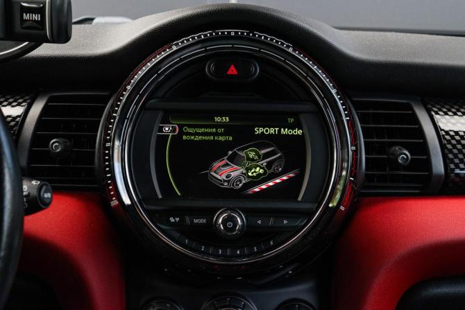 Mini Hatch III (F55/F56) с пробегом 2016 года, цена 2 399 000 рублей, 57120 км, хэтчбек, Автокод Объявления