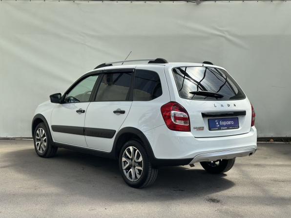 Lada (ВАЗ) Granta I Рестайлинг с пробегом 2023 года, цена 898 000 рублей, 43811 км, универсал, Автокод Объявления