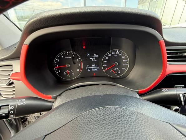 Kia Rio IV Рестайлинг с пробегом 2021 года, цена 1 730 000 рублей, 60250 км, седан, Автокод Объявления